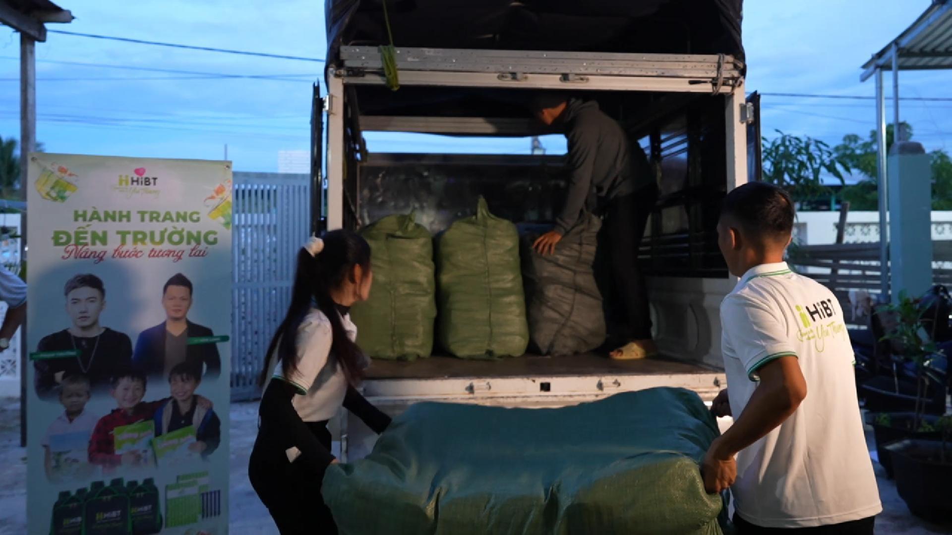 HiBT – Chuẩn bị hành trang yêu thương cho năm học mới-Hibt